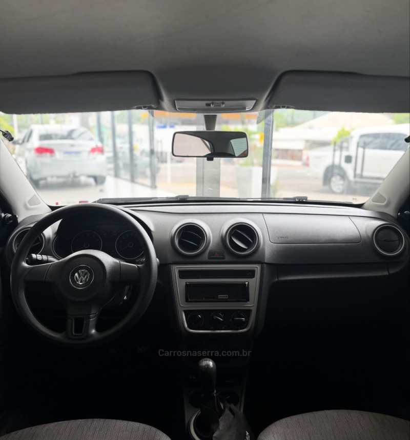 VOYAGE 1.0 MI 8V FLEX 4P MANUAL - 2014 - SANTA CRUZ DO SUL