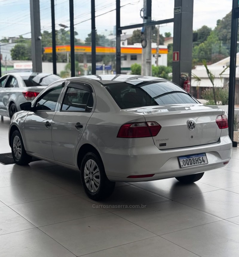 VOYAGE 1.0 MI 8V FLEX 4P MANUAL - 2014 - SANTA CRUZ DO SUL