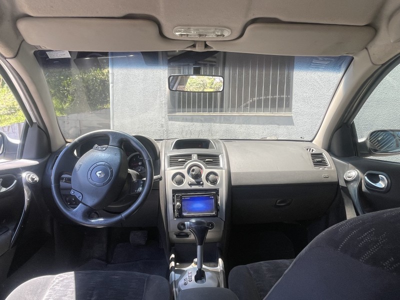 MÉGANE 2.0 PRIVILÉGE SEDAN 16V GASOLINA 4P AUTOMÁTICO - 2007 - CAXIAS DO SUL