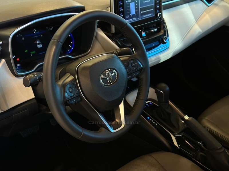COROLLA 1.8 ALTIS PREMIUM 16V HÍBRIDO 4P AUTOMÁTICO - 2023 - CAXIAS DO SUL