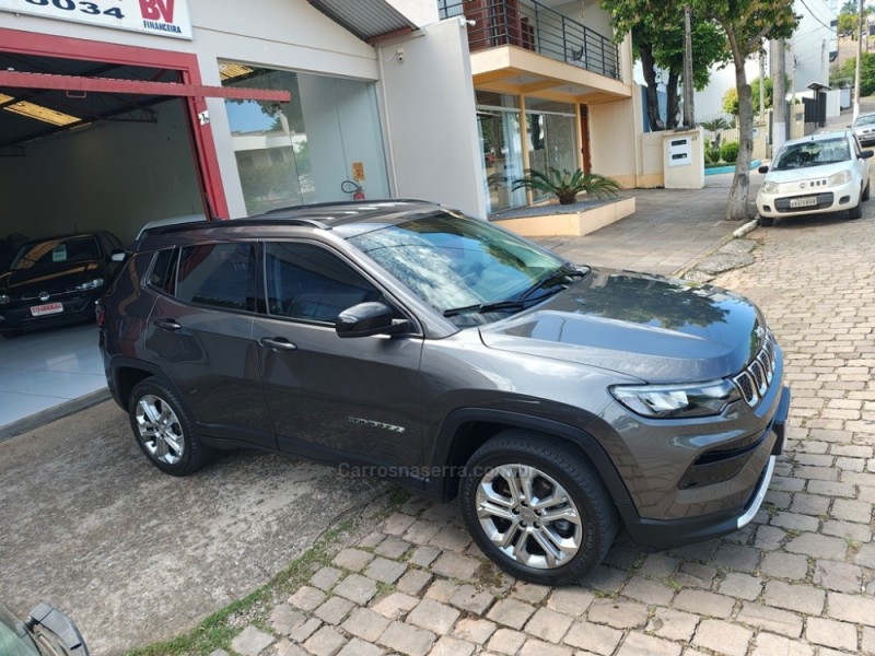 COMPASS 1.3 LONGITUDE T270 16V TURBO 4X2 FLEX 4P AUTOMÁTICO - 2022 - GUAPORé