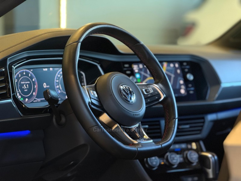 JETTA 2.0 16V TSI GLI 350 GASOLINA 4P AUTOMÁTICO - 2021 - CAXIAS DO SUL