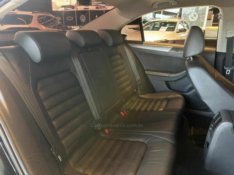 JETTA 2.0 TSI HIGHLINE 200CV GASOLINA 4P TIPTRONIC - 2012 - CAXIAS DO SUL