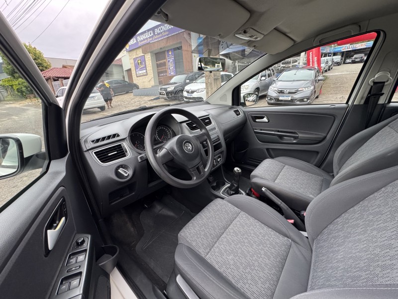 SPACEFOX 1.6 MI TREND 8V FLEX 4P MANUAL - 2013 - DOIS IRMãOS