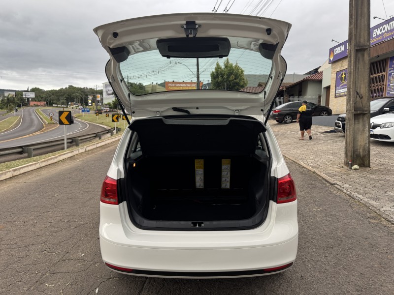 SPACEFOX 1.6 MI TREND 8V FLEX 4P MANUAL - 2013 - DOIS IRMãOS