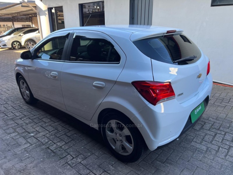 ONIX 1.4 MPFI LT 8V FLEX 4P MANUAL - 2019 - NOVO HAMBURGO