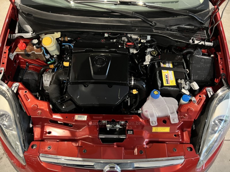 PUNTO 1.6 ESSENCE 16V FLEX 4P MANUAL - 2016 - CAXIAS DO SUL