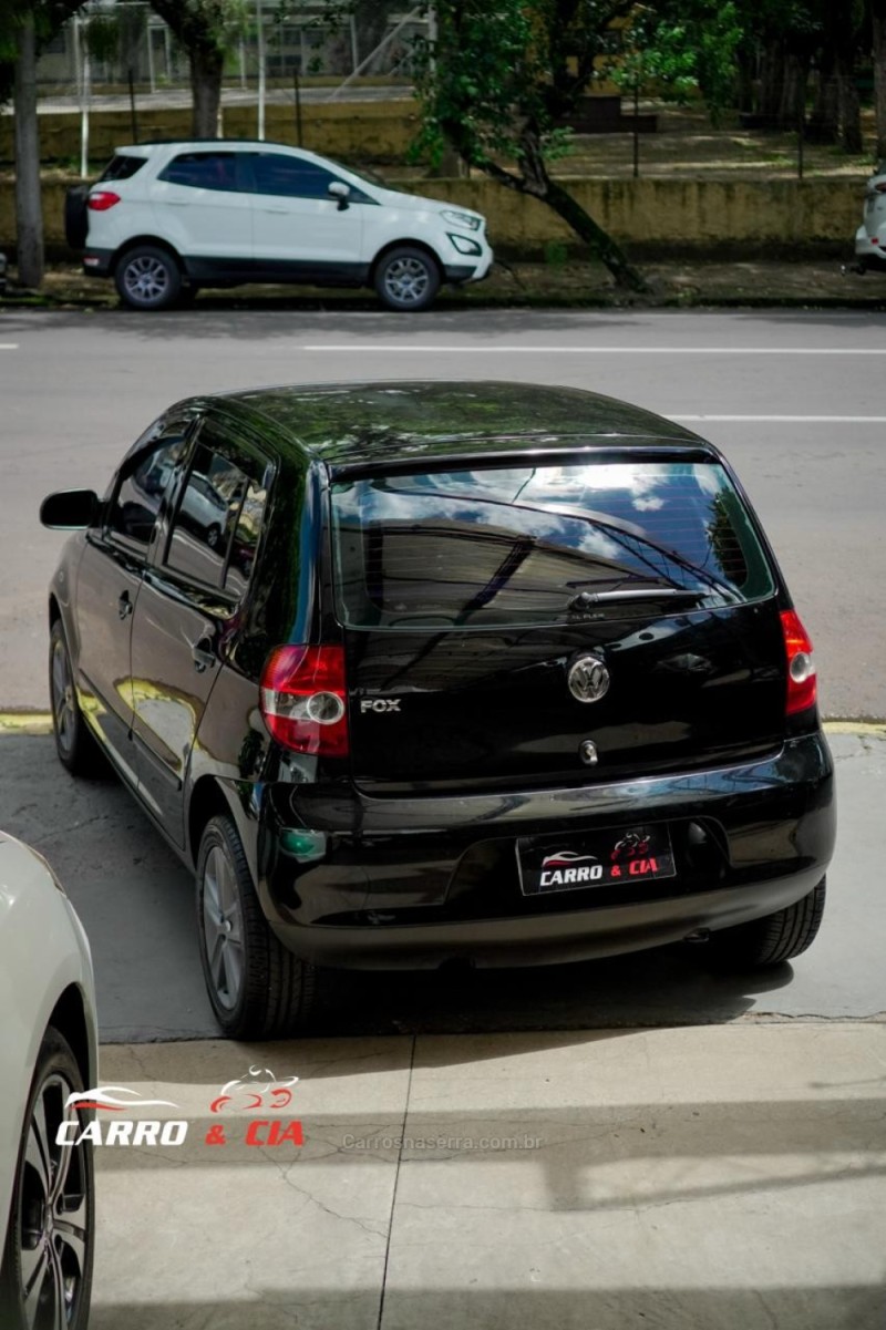 FOX 1.0 MI 8V FLEX 4P MANUAL - 2007 - SANTA CRUZ DO SUL