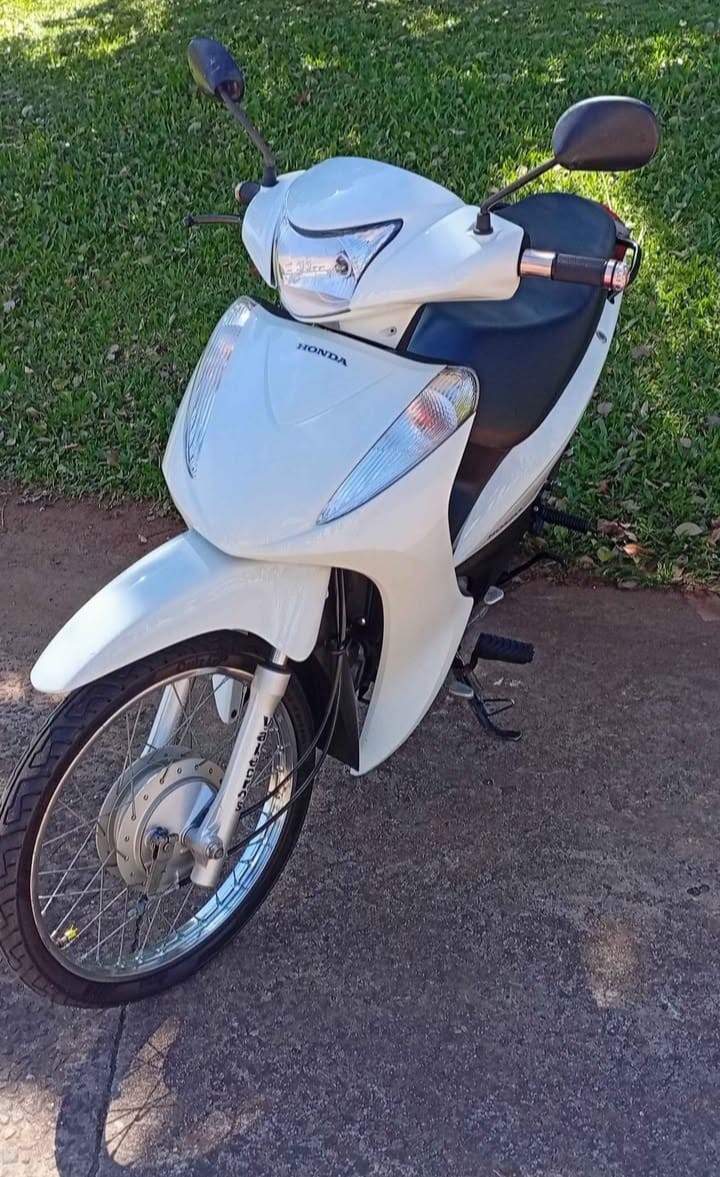 BIZ 110I  - 2017 - ESTRELA