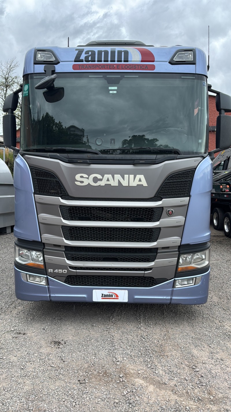 R-450 A6X2  - 2021 - FLORES DA CUNHA