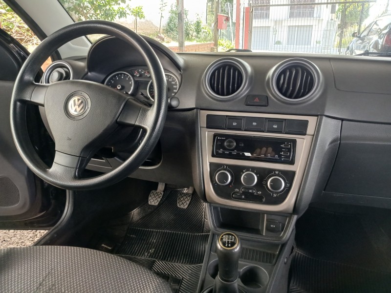 VOYAGE 1.0 MI CITY 8V FLEX 4P MANUAL - 2011 - CAXIAS DO SUL