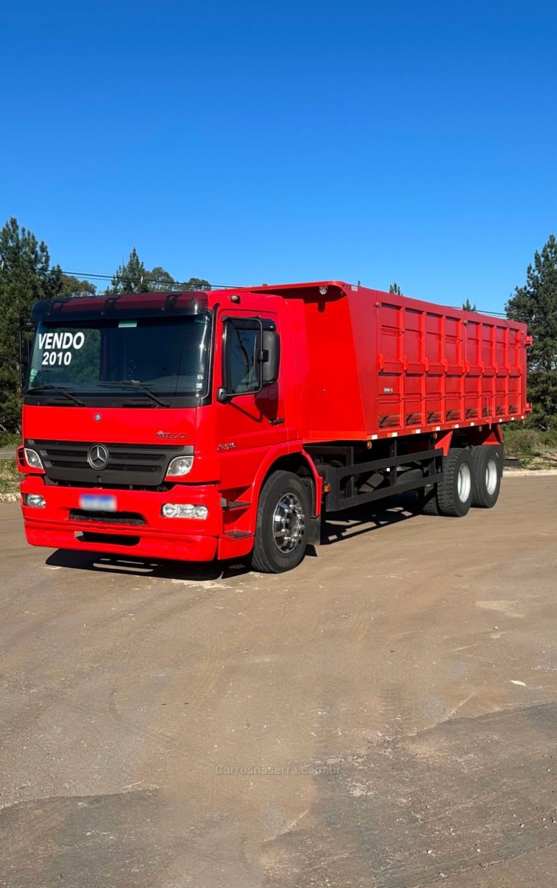 atego 2425 3 eixos 2010 garibaldi