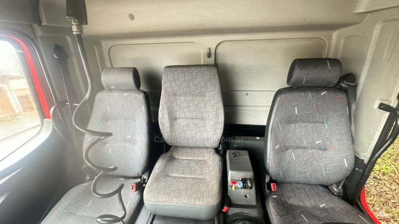 ATEGO 2425 3 EIXOS - 2010 - GARIBALDI