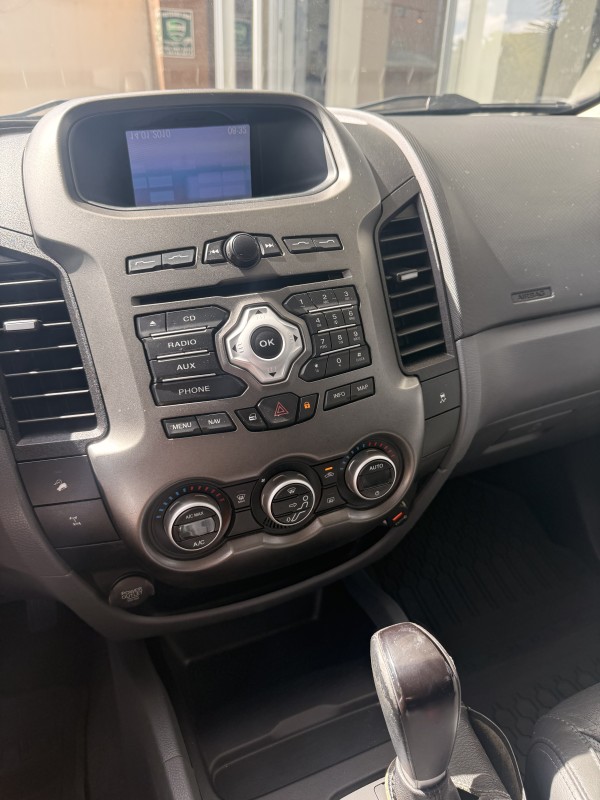 RANGER 3.2 LIMITED 4X4 CD 20V DIESEL 4P AUTOMÁTICO - 2015 - FARROUPILHA