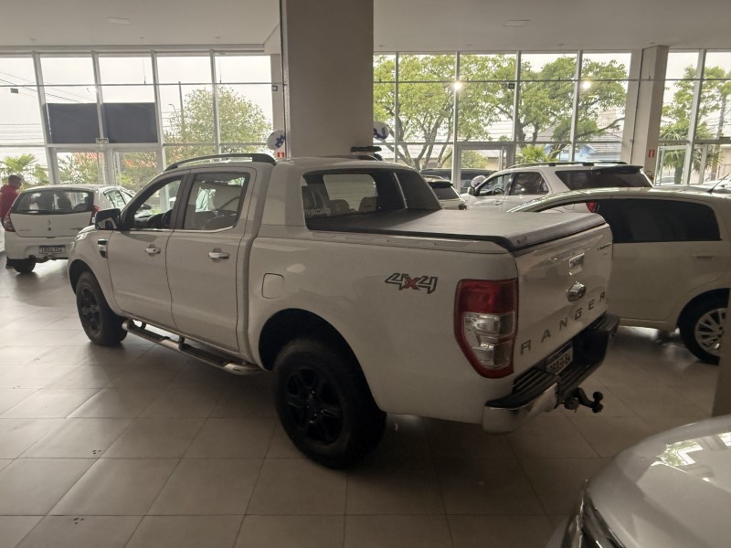 RANGER 3.2 LIMITED 4X4 CD 20V DIESEL 4P AUTOMÁTICO - 2015 - FARROUPILHA