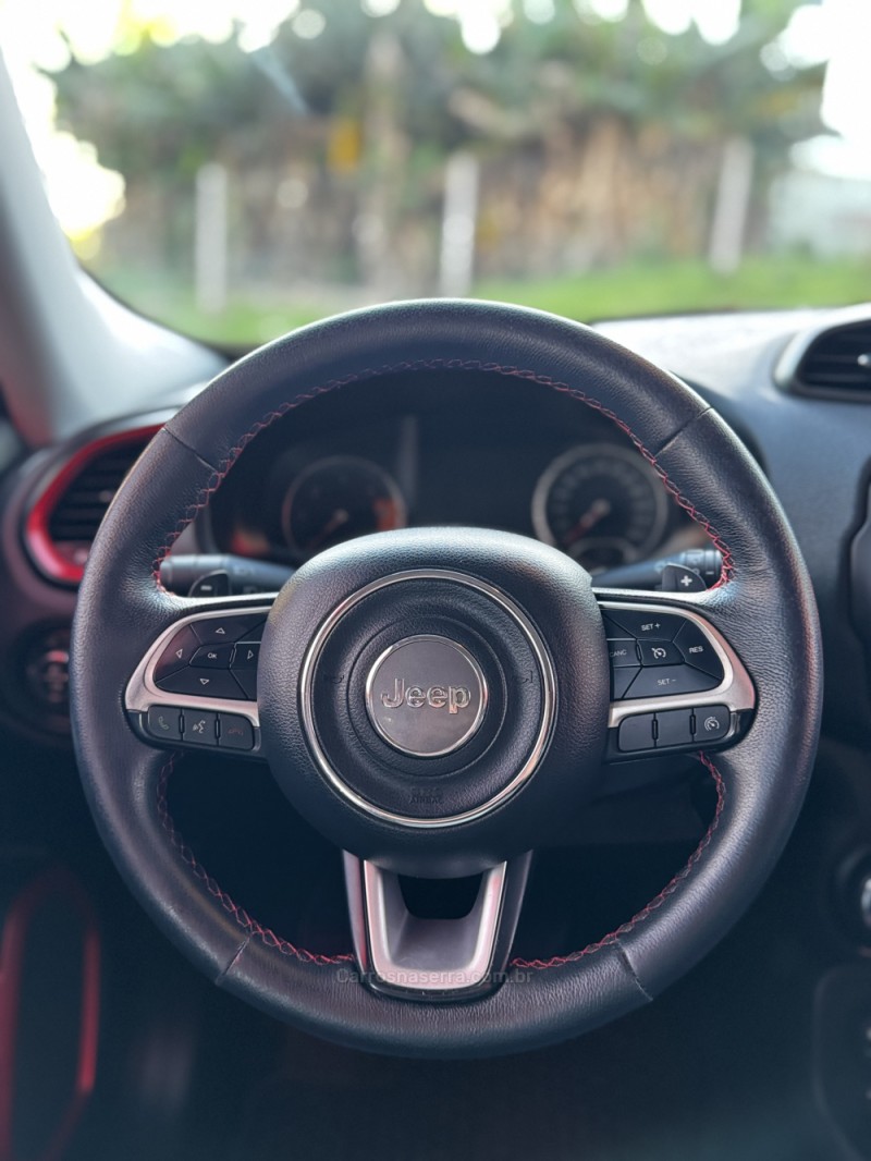 RENEGADE 2.0 16V TURBO DIESEL TRAILHAWK 4P 4X4 AUTOMÁTICO - 2016 - FELIZ