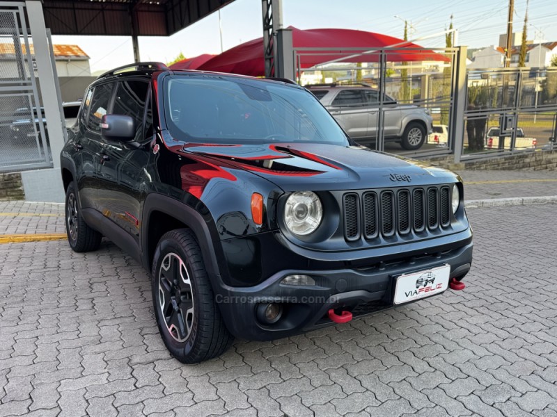 RENEGADE 2.0 16V TURBO DIESEL TRAILHAWK 4P 4X4 AUTOMÁTICO - 2016 - FELIZ