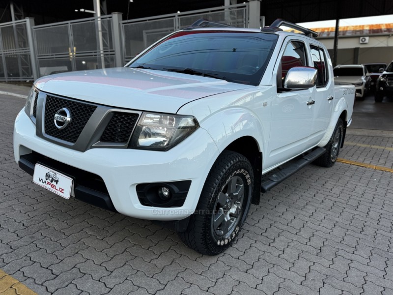 FRONTIER 2.5 SV ATTACK 4X4 CD TURBO ELETRONIC DIESEL 4P AUTOMÁTICO - 2016 - FELIZ