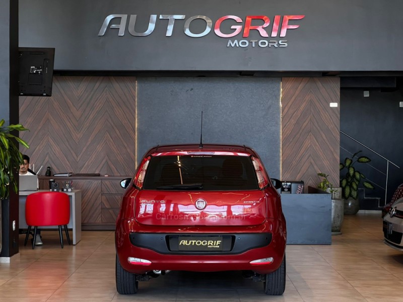 PUNTO 1.4 ATTRACTIVE 8V FLEX 4P MANUAL - 2013 - CAMPO BOM