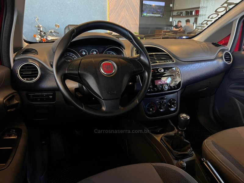 PUNTO 1.4 ATTRACTIVE 8V FLEX 4P MANUAL - 2013 - CAMPO BOM