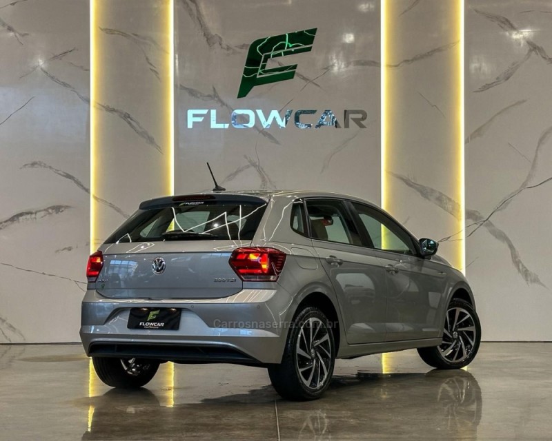 POLO 1.0	200 TSI HIGHLINE AUTOMÁTICO  - 2021 - GARIBALDI