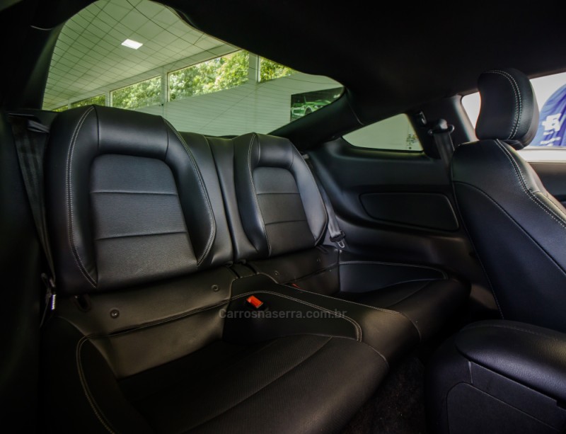 MUSTANG 4.6 GT PREMIUM COUPÉ V8 24V GASOLINA 2P AUTOMÁTICO - 2018 - NOVO HAMBURGO