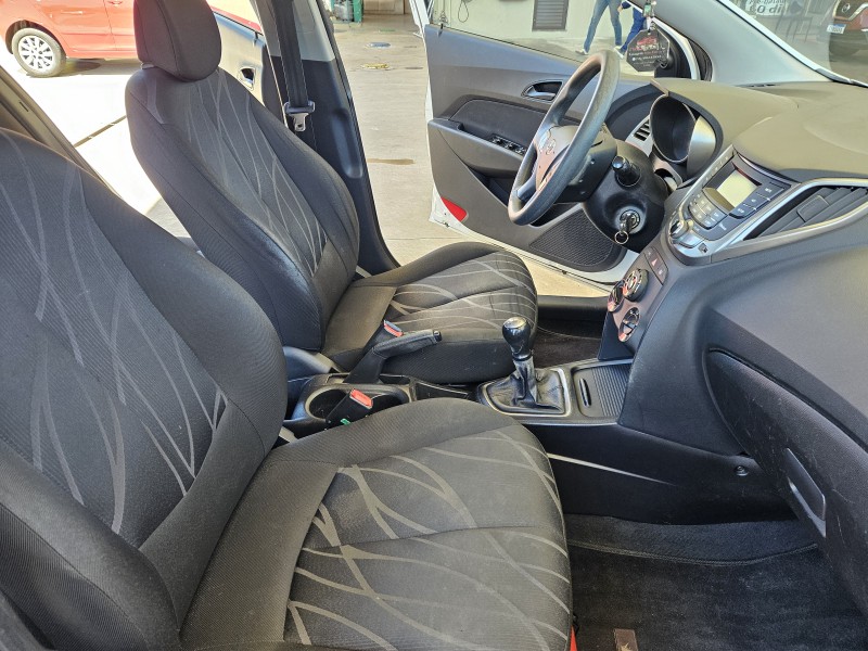 HB20 1.0 COMFORT PLUS 12V FLEX 4P MANUAL - 2014 - CAXIAS DO SUL