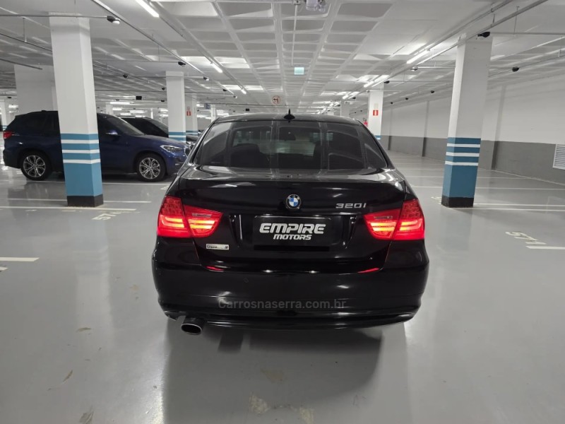 320I 2.0 16V GASOLINA 4P AUTOMÁTICO - 2011 - PORTO ALEGRE