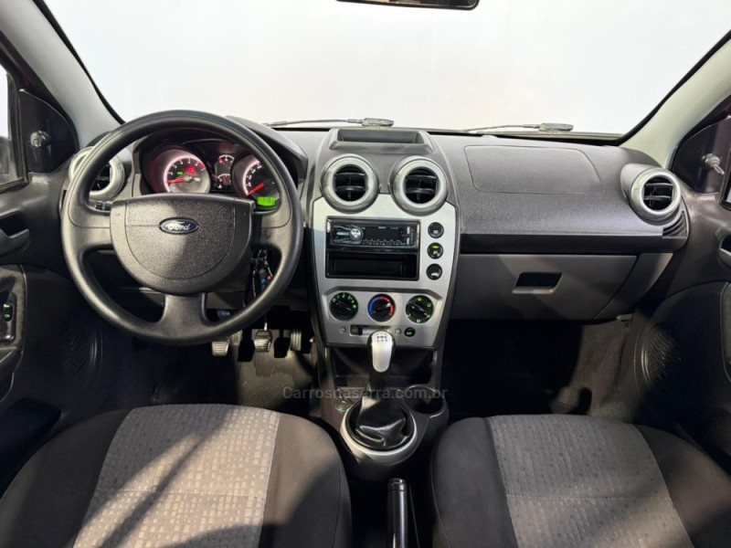 FIESTA 1.6 MPI TREND SEDAN 8V FLEX 4P MANUAL - 2013 - VACARIA