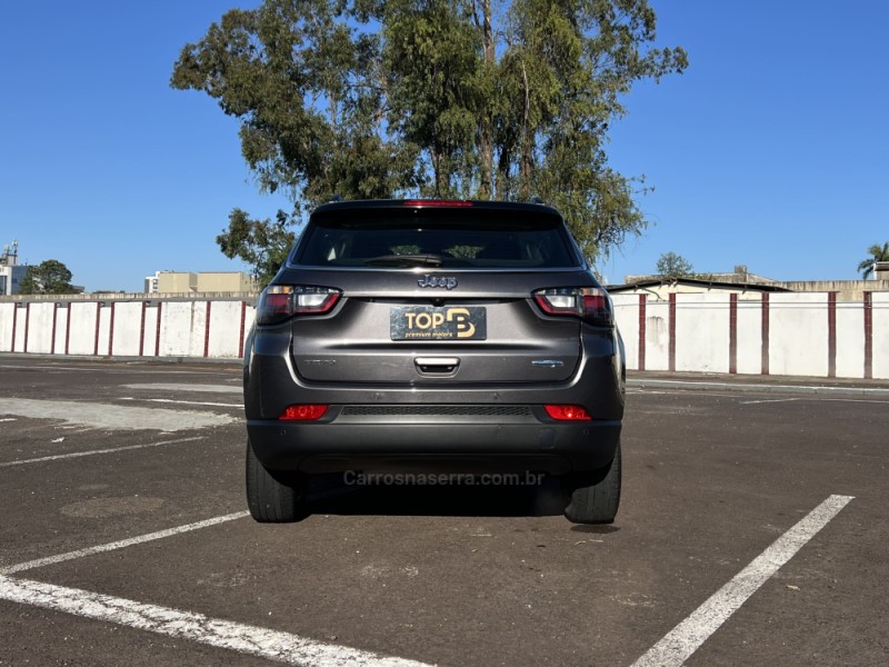 COMPASS 1.3 LONGITUDE T270 16V TURBO 4X2 FLEX 4P AUTOMÁTICO - 2022 - PORTO ALEGRE