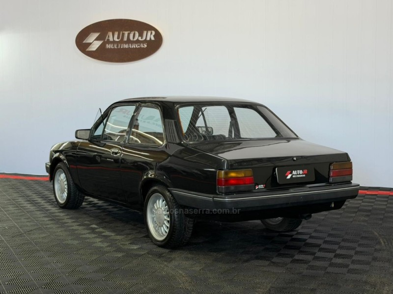 CHEVETTE 1.6 L 8V GASOLINA 2P MANUAL - 1993 - VACARIA