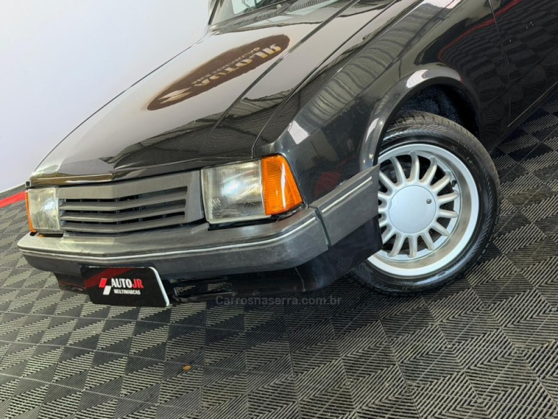 CHEVETTE 1.6 L 8V GASOLINA 2P MANUAL - 1993 - VACARIA