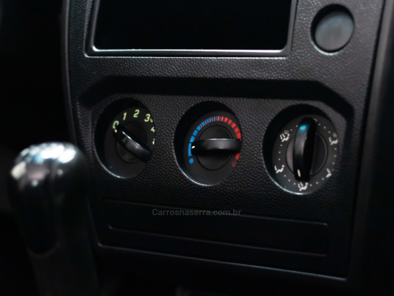 FIESTA 1.0 ROCAM 8V FLEX 4P MANUAL - 2008 - CAXIAS DO SUL