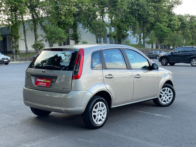 FIESTA 1.0 ROCAM SE 8V FLEX 4P MANUAL - 2014 - CAXIAS DO SUL