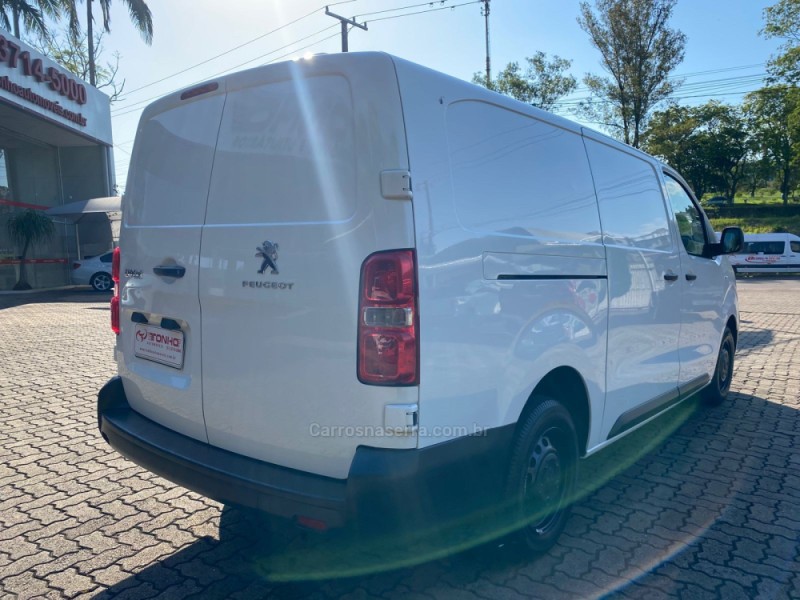 EXPERT 1.5 BLUEHDI CARGO DIESEL MANUAL - 2023 - LAJEADO