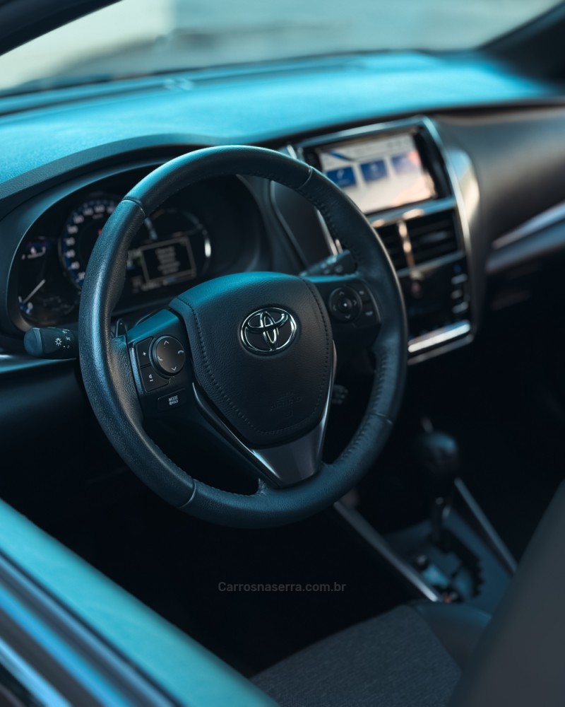 YARIS 1.5 XS 16V FLEX 4P AUTOMÁTICO - 2024 - NOVO HAMBURGO