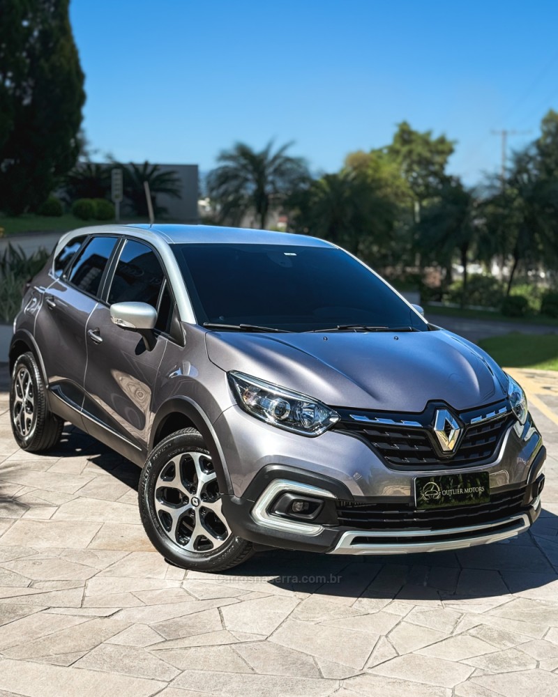 CAPTUR 1.3 INTENSE TURBO 16V FLEX 5P AUTOMÁTICO - 2022 - NOVO HAMBURGO