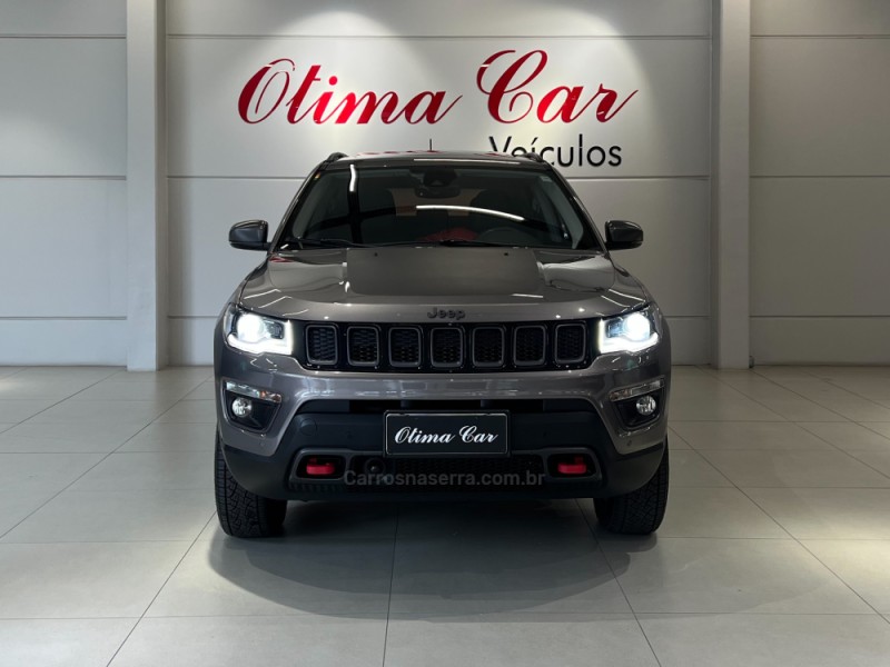COMPASS 2.0 16V DIESEL TRAILHAWK 4X4 AUTOMÁTICO - 2018 - FLORES DA CUNHA