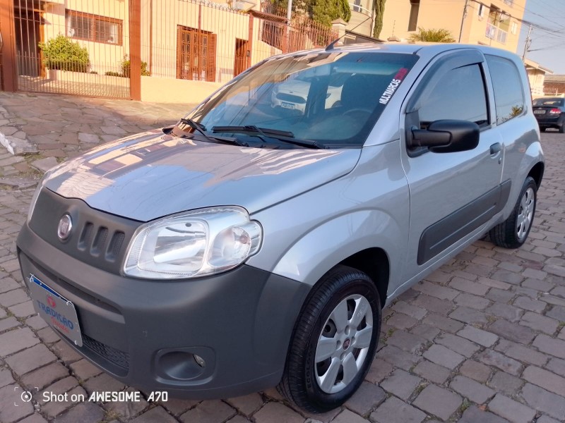 UNO 1.0 EVO VIVACE 8V FLEX 2P MANUAL - 2012 - CAXIAS DO SUL