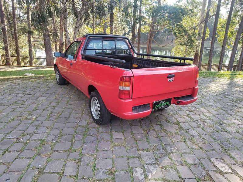 COURIER 1.6 MPI L 8V GASOLINA 2P MANUAL - 2005 - CAXIAS DO SUL