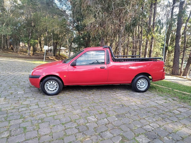 COURIER 1.6 MPI L 8V GASOLINA 2P MANUAL - 2005 - CAXIAS DO SUL