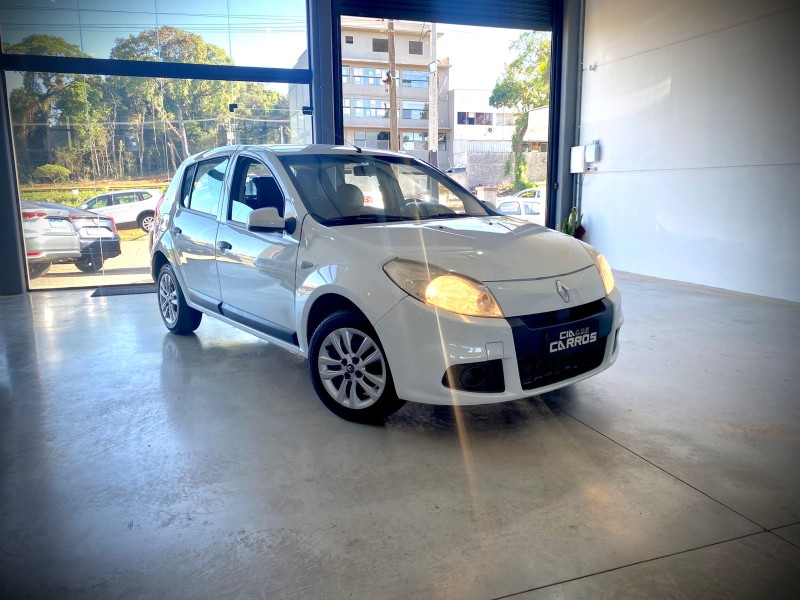 SANDERO 1.6 EXPRESSION 16V FLEX 4P MANUAL