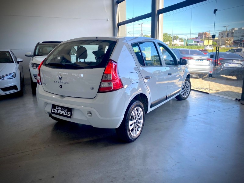 SANDERO 1.6 EXPRESSION 16V FLEX 4P MANUAL - 2012 - LAJEADO