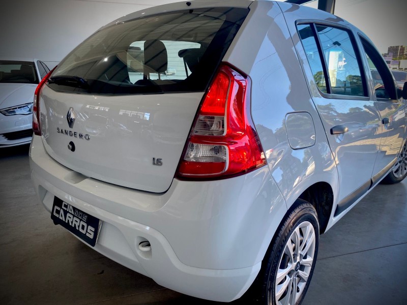 SANDERO 1.6 EXPRESSION 16V FLEX 4P MANUAL - 2012 - LAJEADO