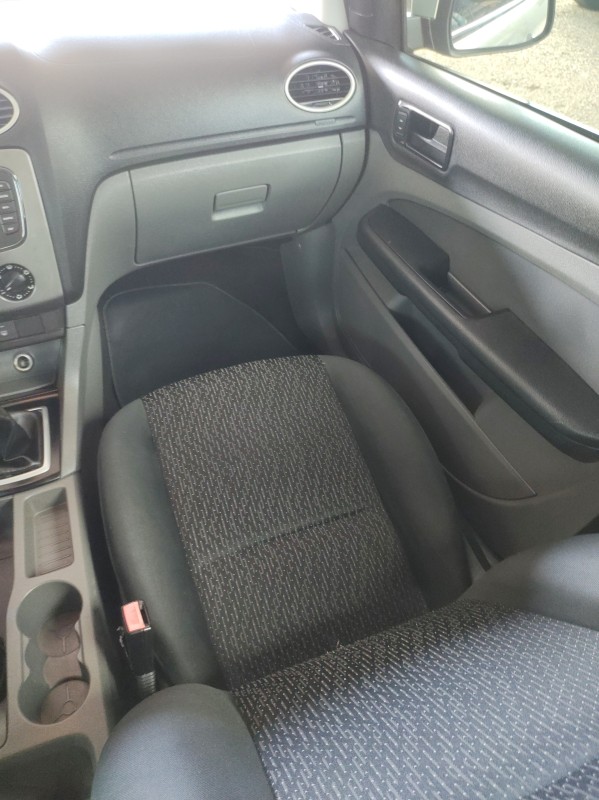 FOCUS 1.6 SE 8V FLEX 4P MANUAL - 2010 - VALE REAL