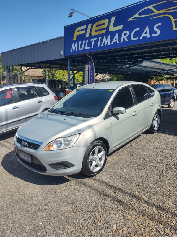 focus 1.6 se 8v flex 4p manual 2010 vale real
