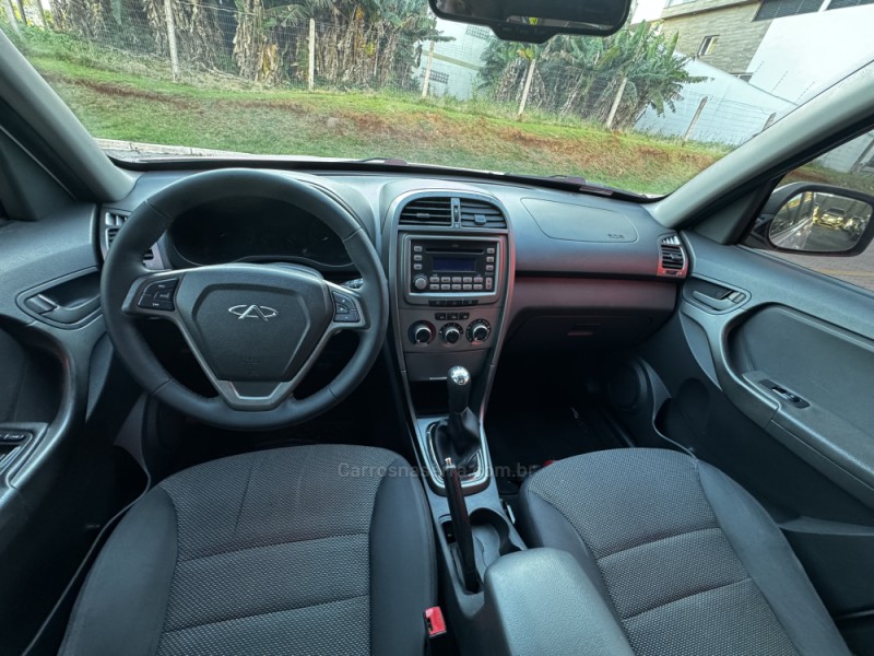 TIGGO 2.0 16V GASOLINA 4P MANUAL - 2015 - FELIZ