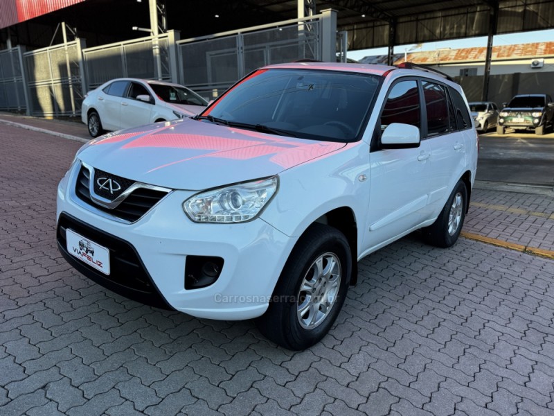 TIGGO 2.0 16V GASOLINA 4P MANUAL - 2015 - FELIZ