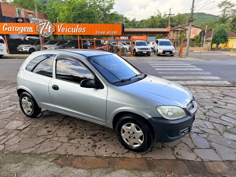 CELTA 1.0 MPFI LIFE 8V FLEX 2P MANUAL - 2010 - TRêS COROAS