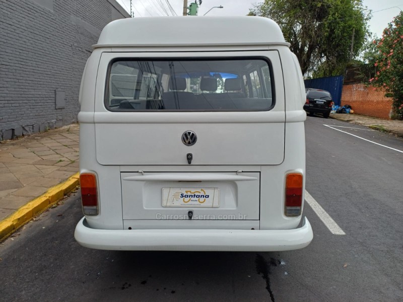 KOMBI 1.4 MI STD LOTAÇÃO 8V FLEX 3P MANUAL - 2008 - PASSO FUNDO